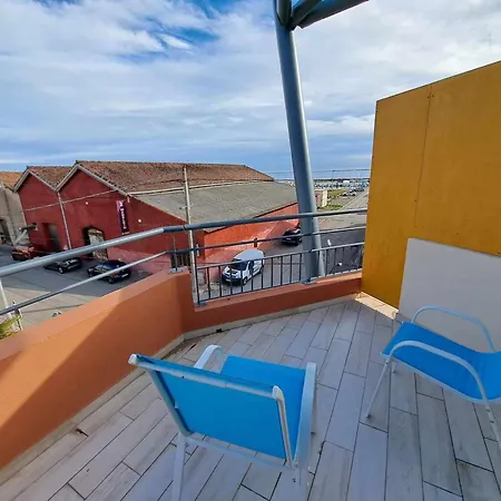 3 Pieces Climatise Avec Terrasse A Marseillan, Parking Prive, Proche Des Commodites - Fr-1-326-806
