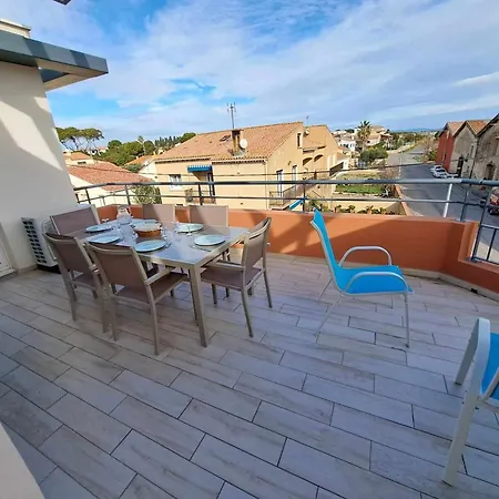 3 Pieces Climatise Avec Terrasse A Marseillan, Parking Prive, Proche Des Commodites - Fr-1-326-806 *